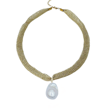 Load image into Gallery viewer, MESHY NECKLACE

