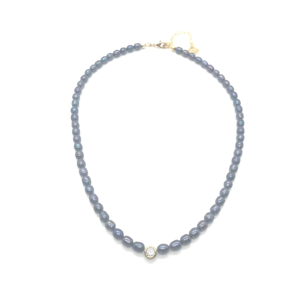 BLACK PEARL NECKLACE