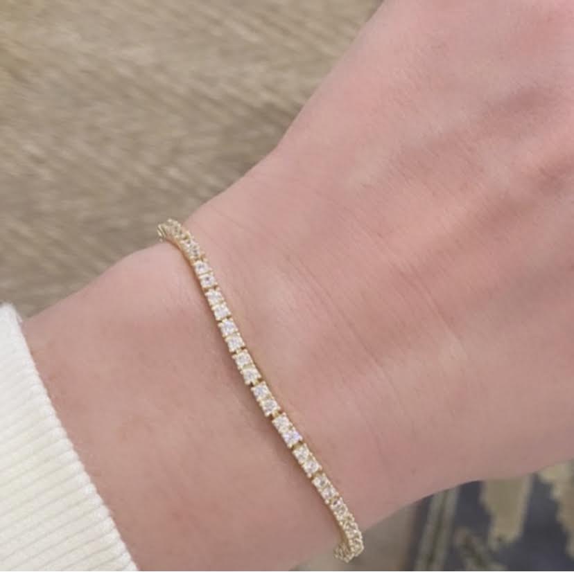 TENNIS BRACELET 22k gold filled white topaz